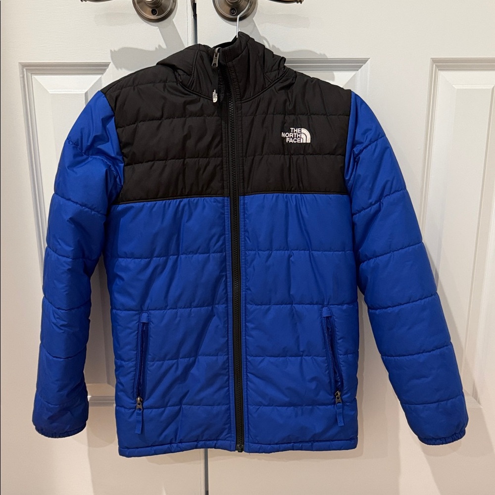 The North Face Boys’ Reversible Mount Chimborazo Hoodie (Jacket) Youth L